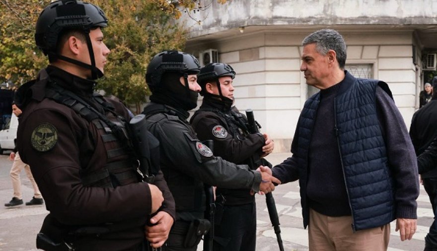 “Se terminó el vale todo”: Jorge Macri supervisó los operativos de control en la General Paz